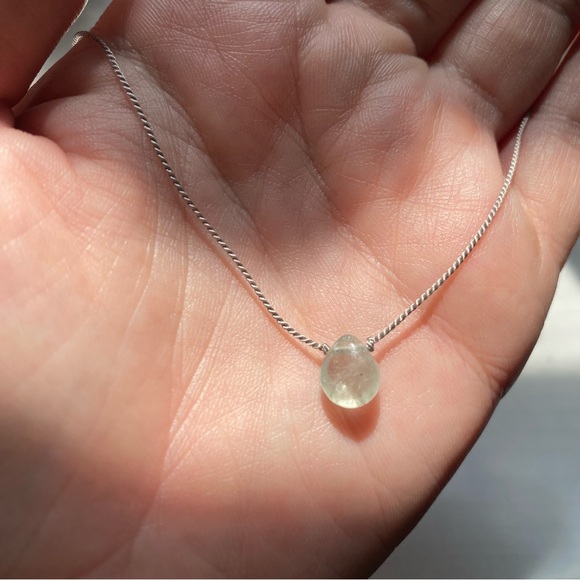 NWOT String Gem Necklace - Picture 4 of 6